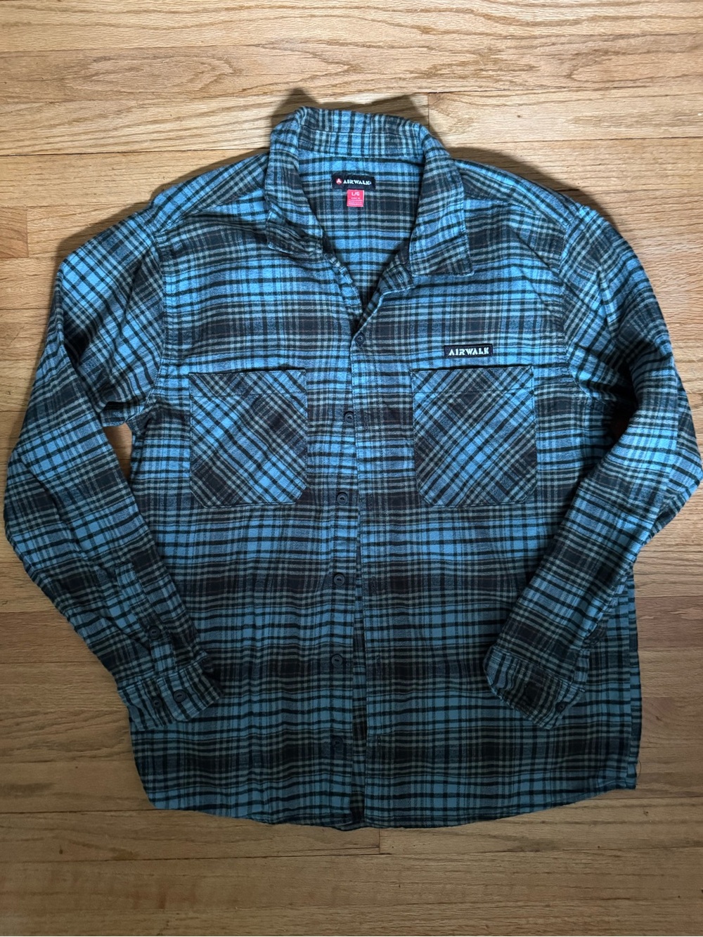 Airwalk Men’s Blue Plaid Flannel Shirt